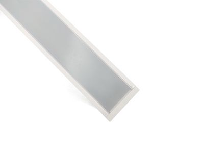 HONG Trimmed Recessed Linear Light