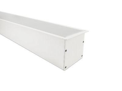 HONG Trimmed Recessed Linear Light